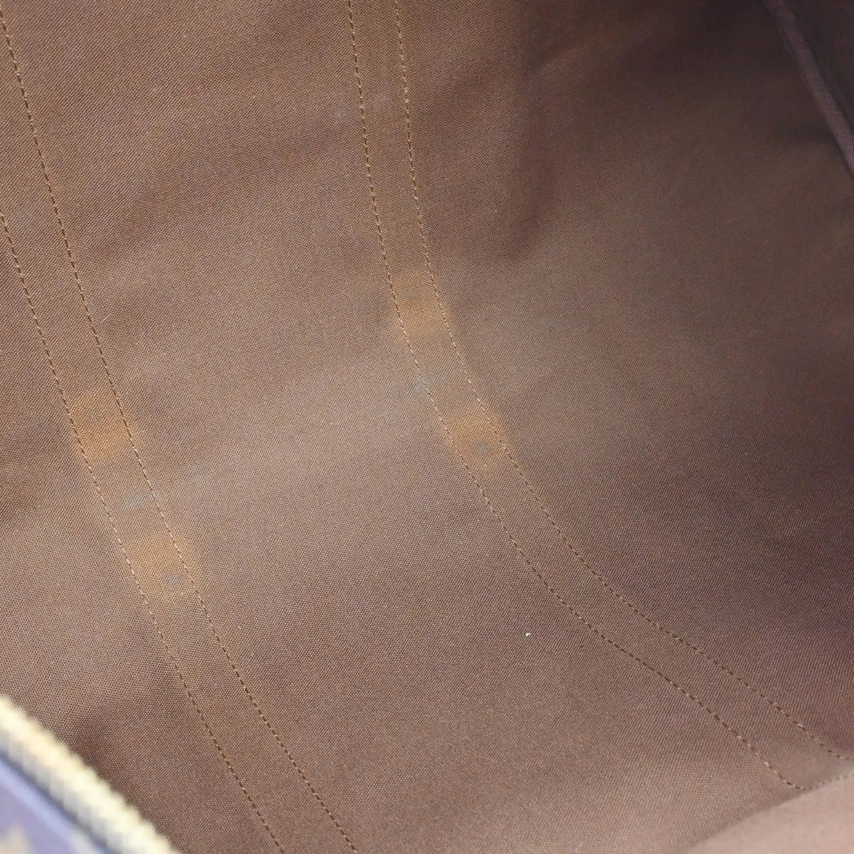Louis Vuitton Keepall Monogram Canvas Brown Canvas Travel Bag Bag (Pre-Owned)