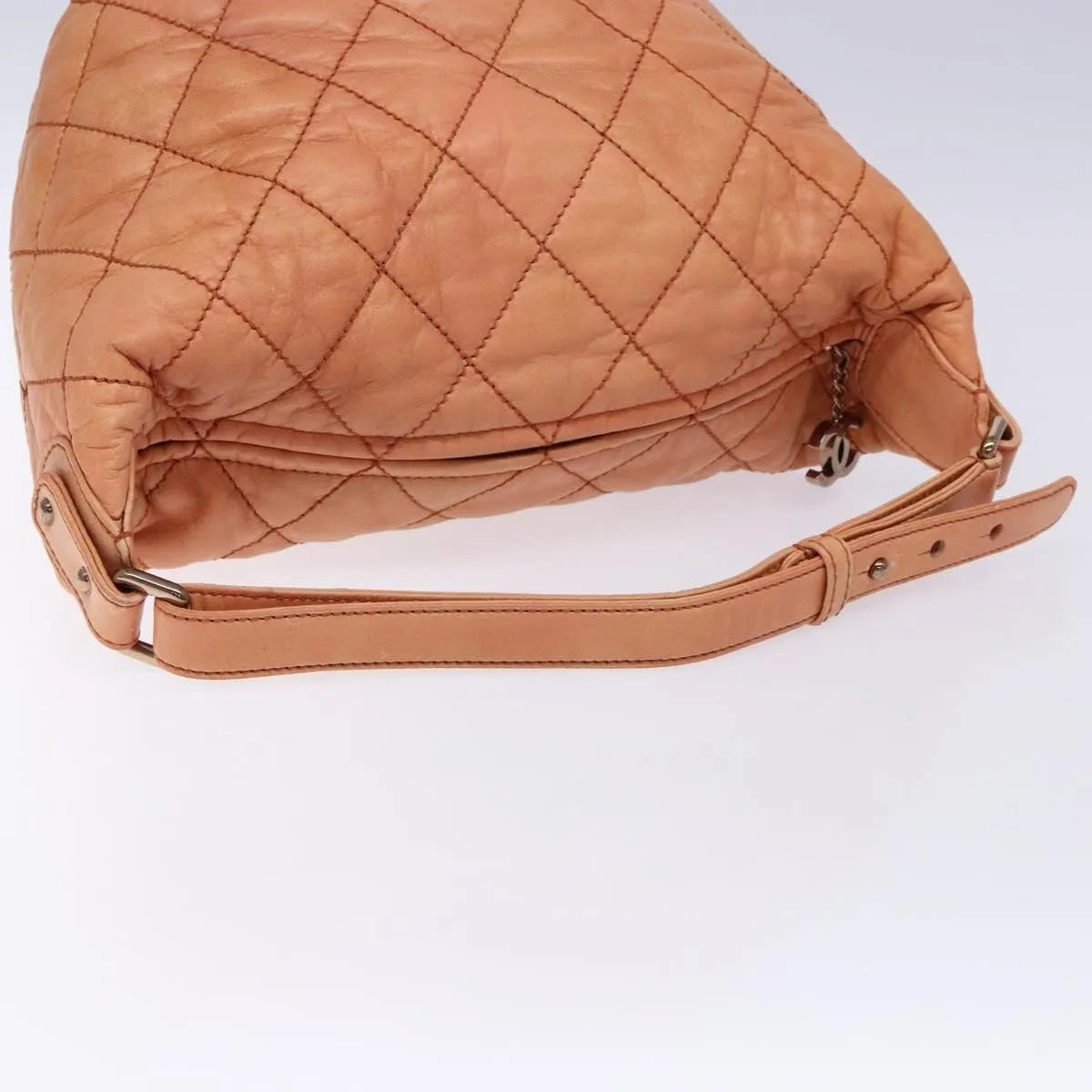 Chanel Cloudy Bundle Hobo Quilted Lambskin Purple Leather Shoulder Bag Bag (Pre-Owned)