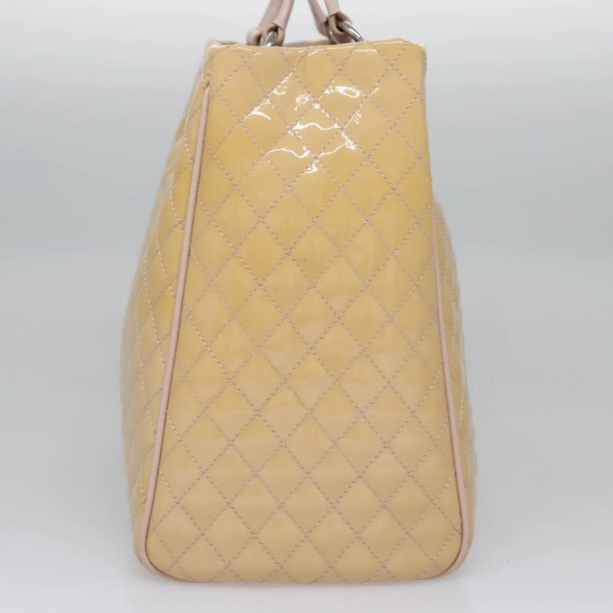 Salvatore Ferragamo Vala Patent Leather Beige Patent_Leather Handbag (Pre-Owned)
