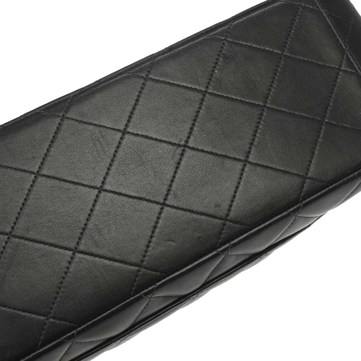 Chanel Vintage Cc Chain Flap Shoulder Quilted Lambskin Black Leather Handbag (Pre-Owned)