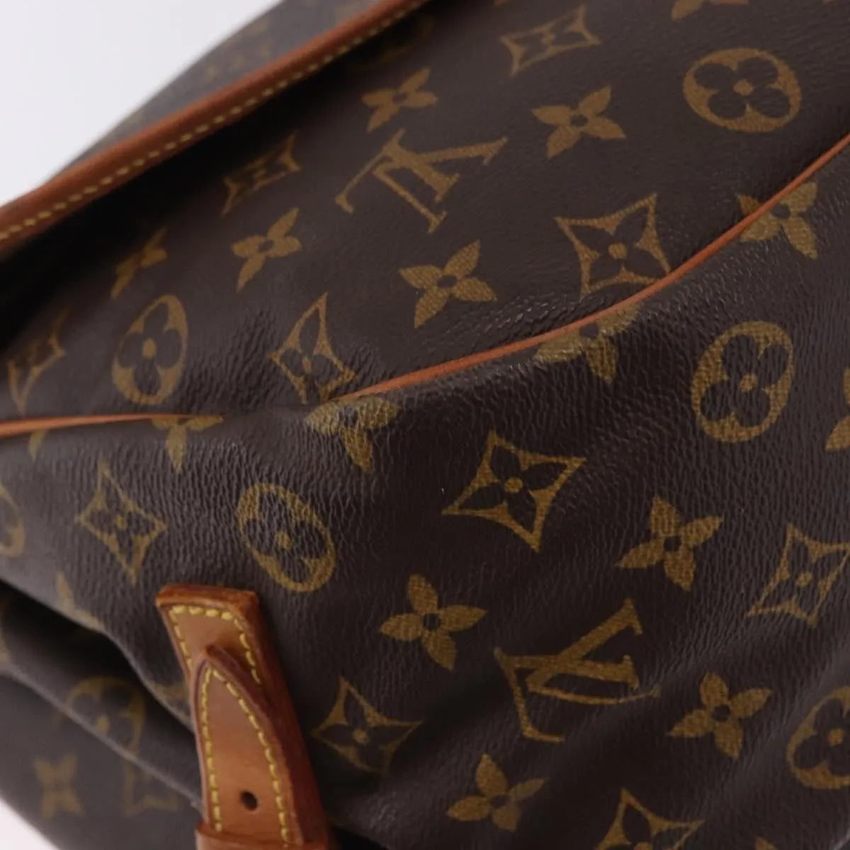 Louis Vuitton Saumur Monogram Brown Canvas Shoulder Bag Bag (Pre-Owned)