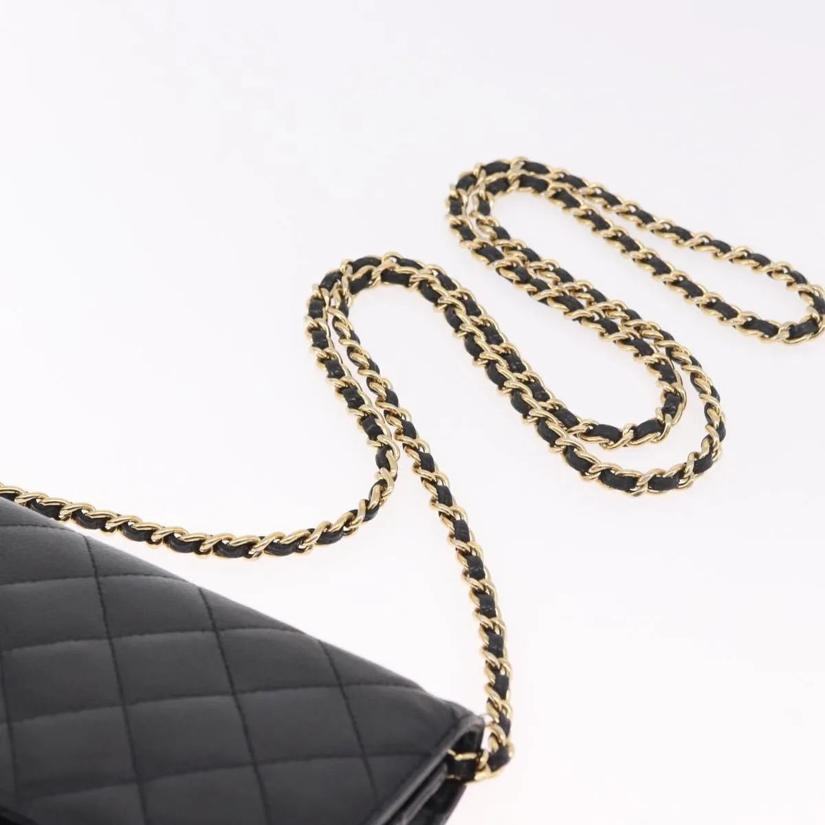 Chanel Chanel Matelassé Cuir Noir Black Leather Black Calfskin Shoulder Bag Bag (Pre-Owned)