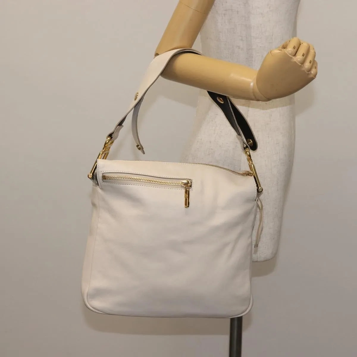 Chloe Vanessa Leather Beige Leather Shoulder Bag Bag (Pre-Owned)