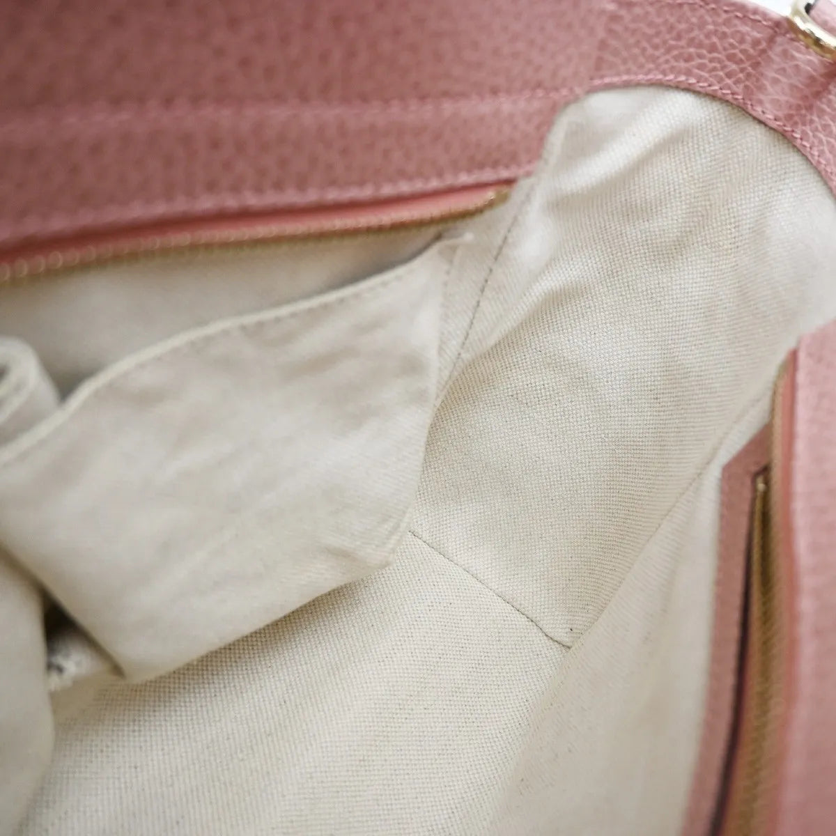 Gucci Swing Pebbled Leather Pink Leather Handbag (Pre-Owned)