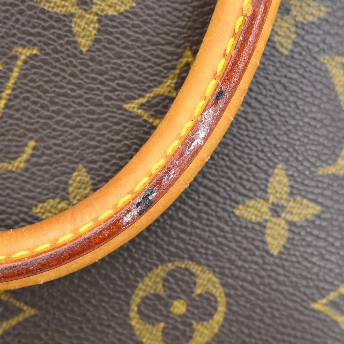 Louis Vuitton Alma Monogram Canvas Brown Canvas Handbag (Pre-Owned)