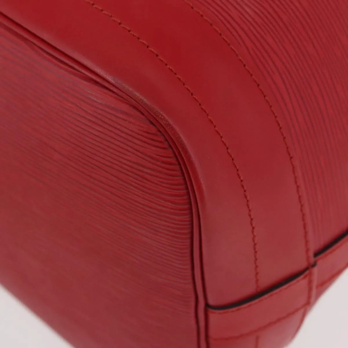 Louis Vuitton Noe Leather Red Leather Shoulder Bag Bag (Pre-Owned)