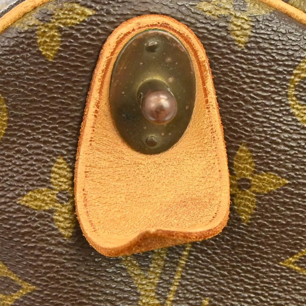 Louis Vuitton Keepall Monogram Brown Canvas Travel Bag Bag (Pre-Owned)