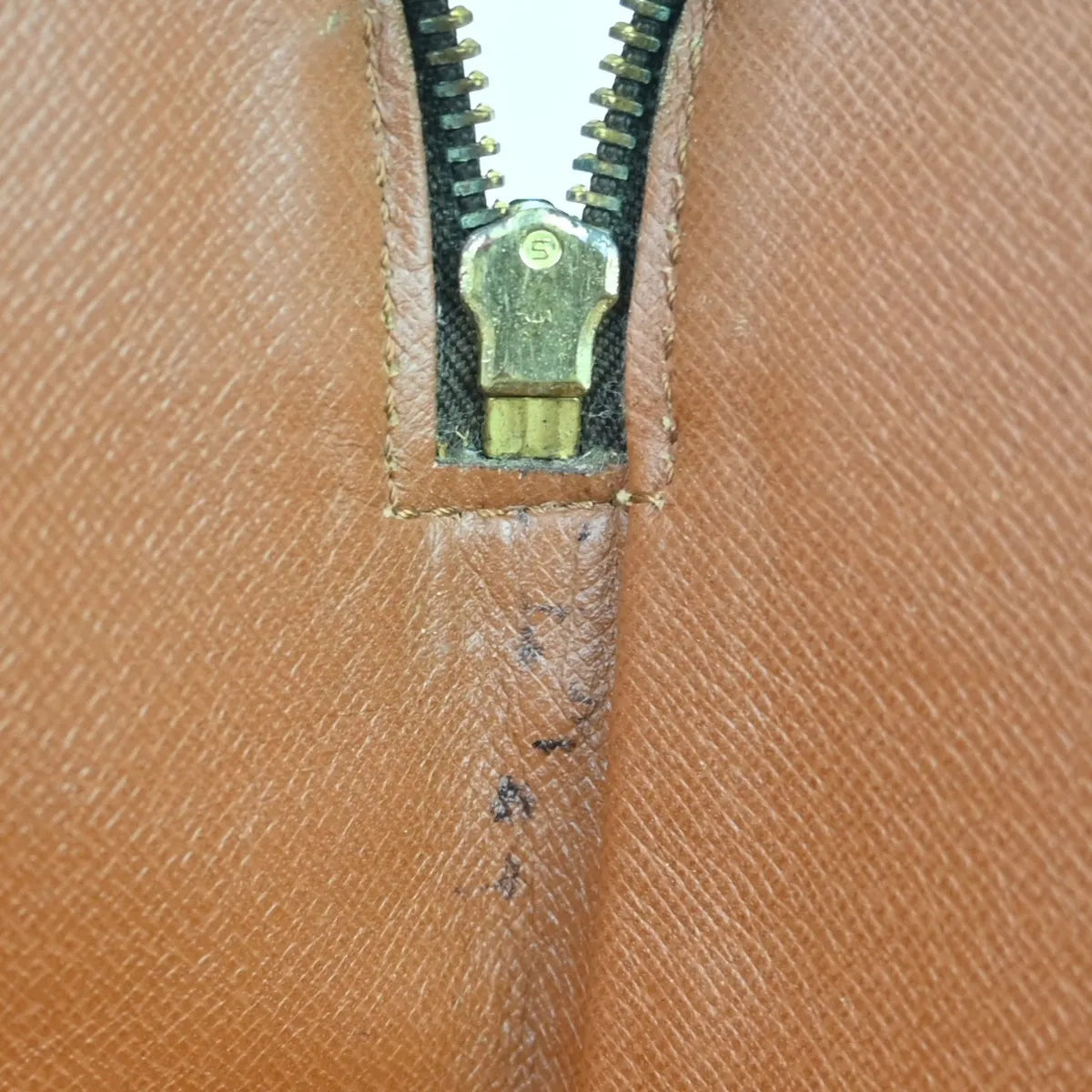 Louis Vuitton Poche Documents Monogram Canvas Brown Canvas Clutche & Pouche Bag (Pre-Owned)