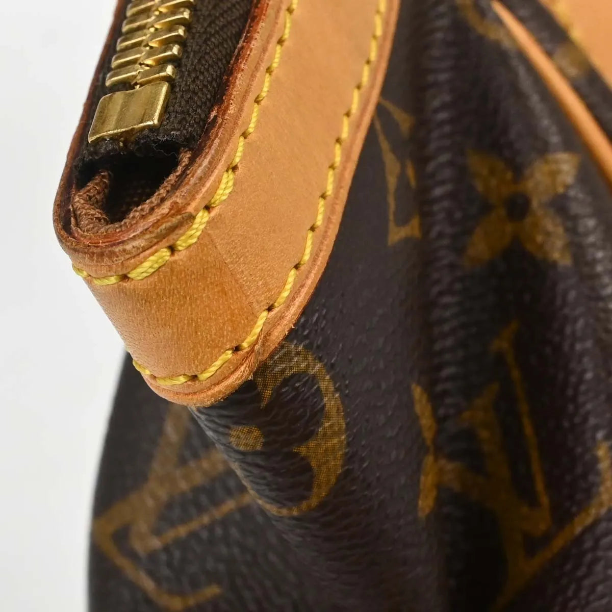 Louis Vuitton Tivoli Monogram Brown Canvas Handbag (Pre-Owned)