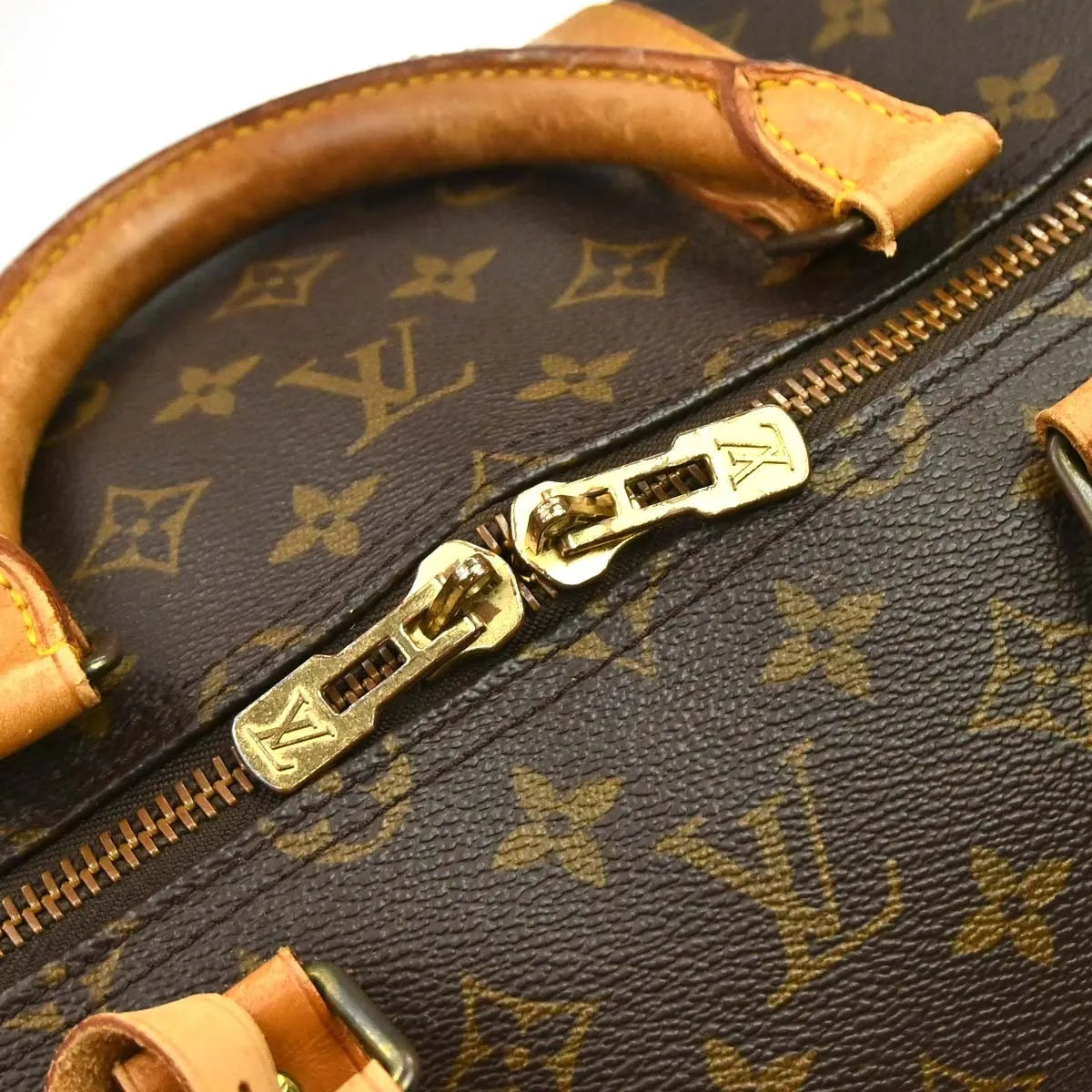 Louis Vuitton Keepall Bag Monogram Canvas Brown Canvas Travel Bag Bag (Pre-Owned)