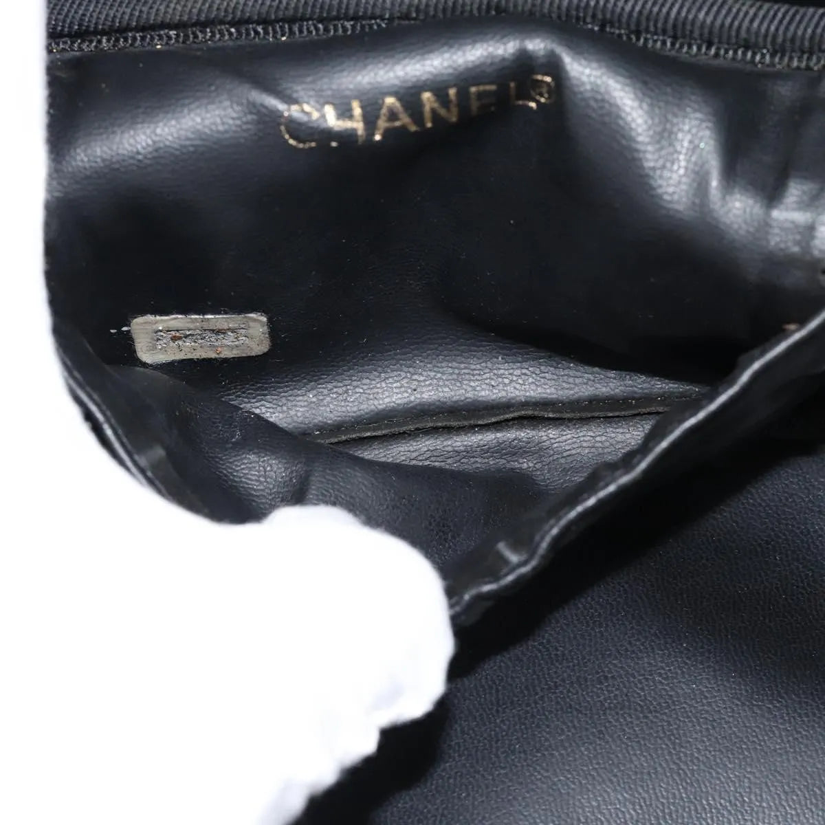 Chanel Vintage Cosmetic Case Patent Black Patent_Leather Clutche & Pouche Bag (Pre-Owned)