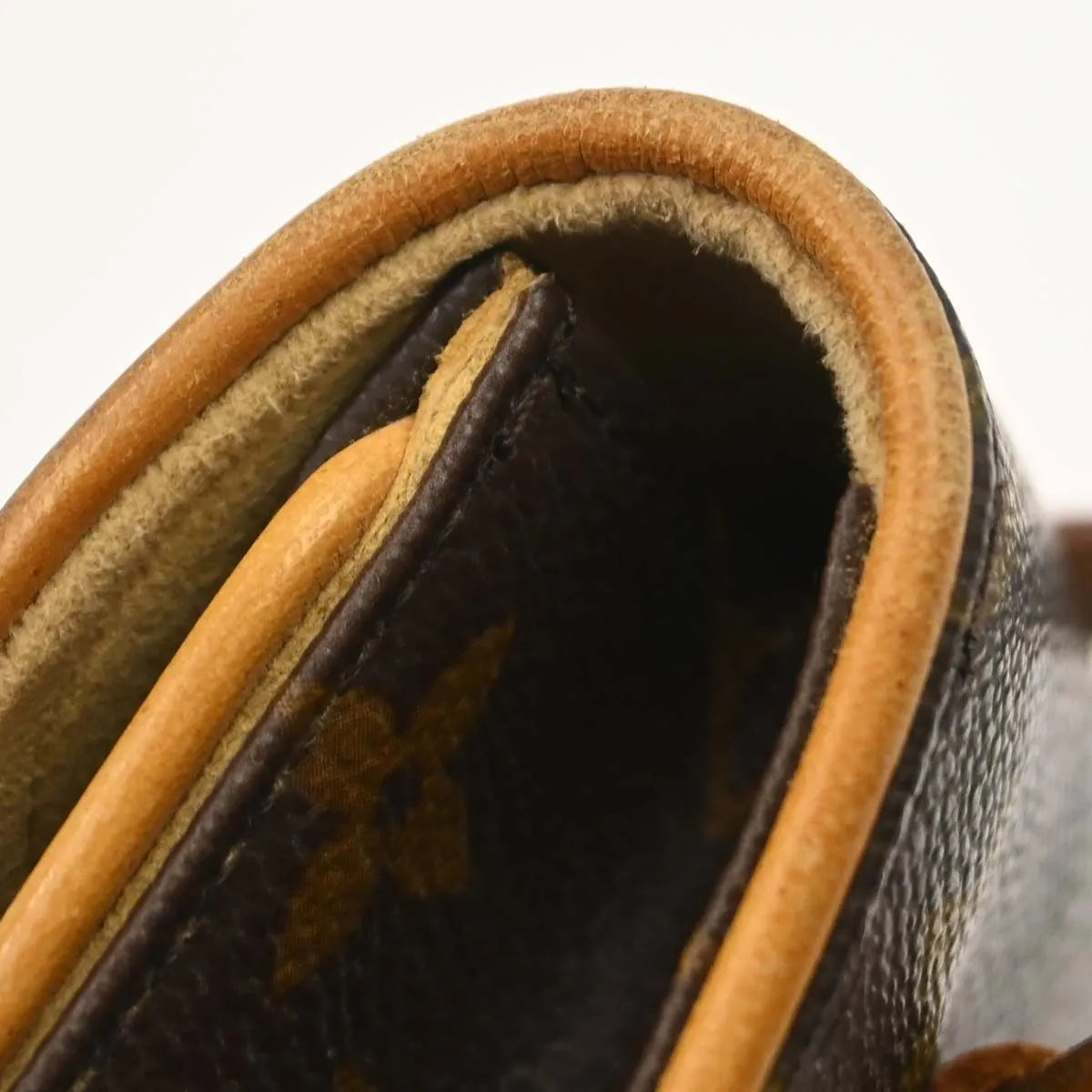 Louis Vuitton Florentine Waist Monogram Canvas Brown Canvas Clutche & Pouche Bag (Pre-Owned)