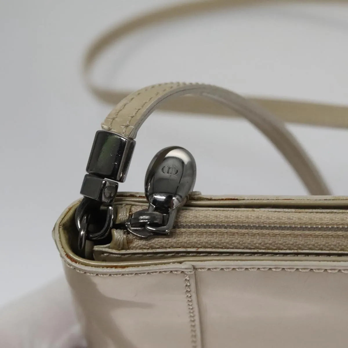 Christian Dior Shoulder Patent Leather Beige Patent_Leather Shoulder Bag Bag (Pre-Owned)