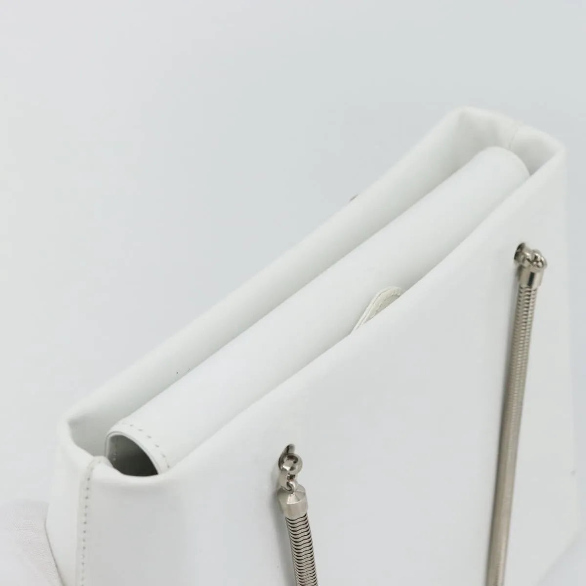 Givenchy Shoulder Leather White Leather Shoulder Bag Bag (Pre-Owned)