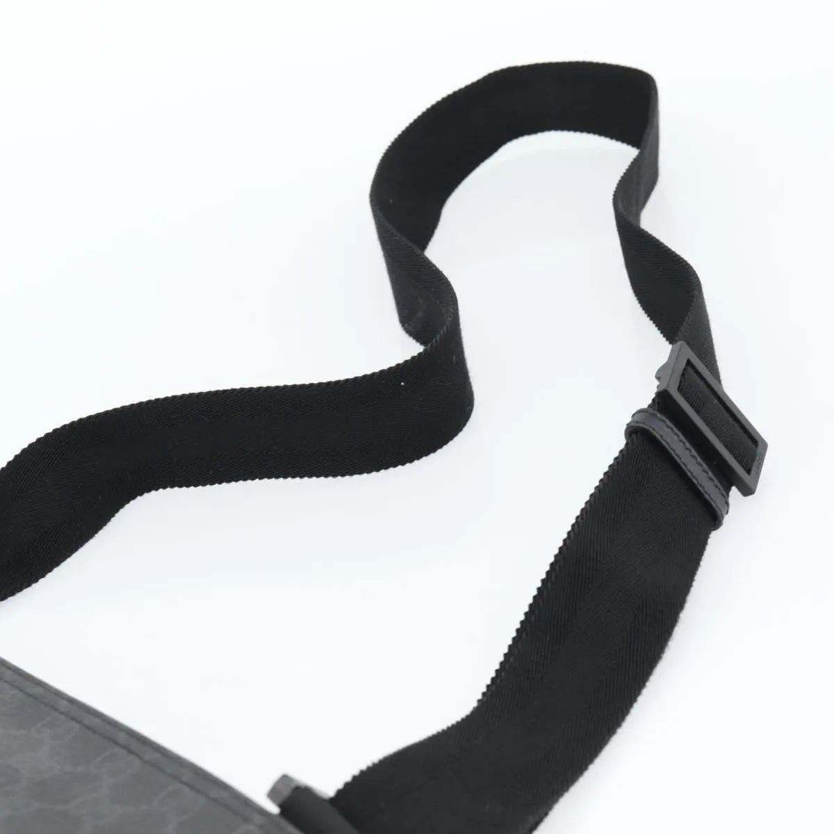Gucci Vintage Flat Messenger Gg Canvas And Leather Black Canvas Shoulder Bag Bag (Pre-Owned)
