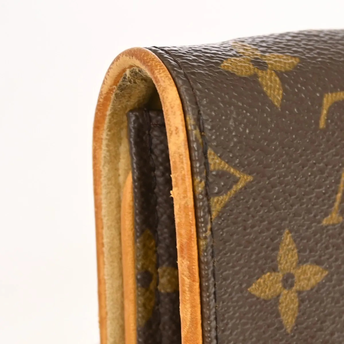 Louis Vuitton Twin Canvas Brown Canvas Clutche & Pouche Bag (Pre-Owned)