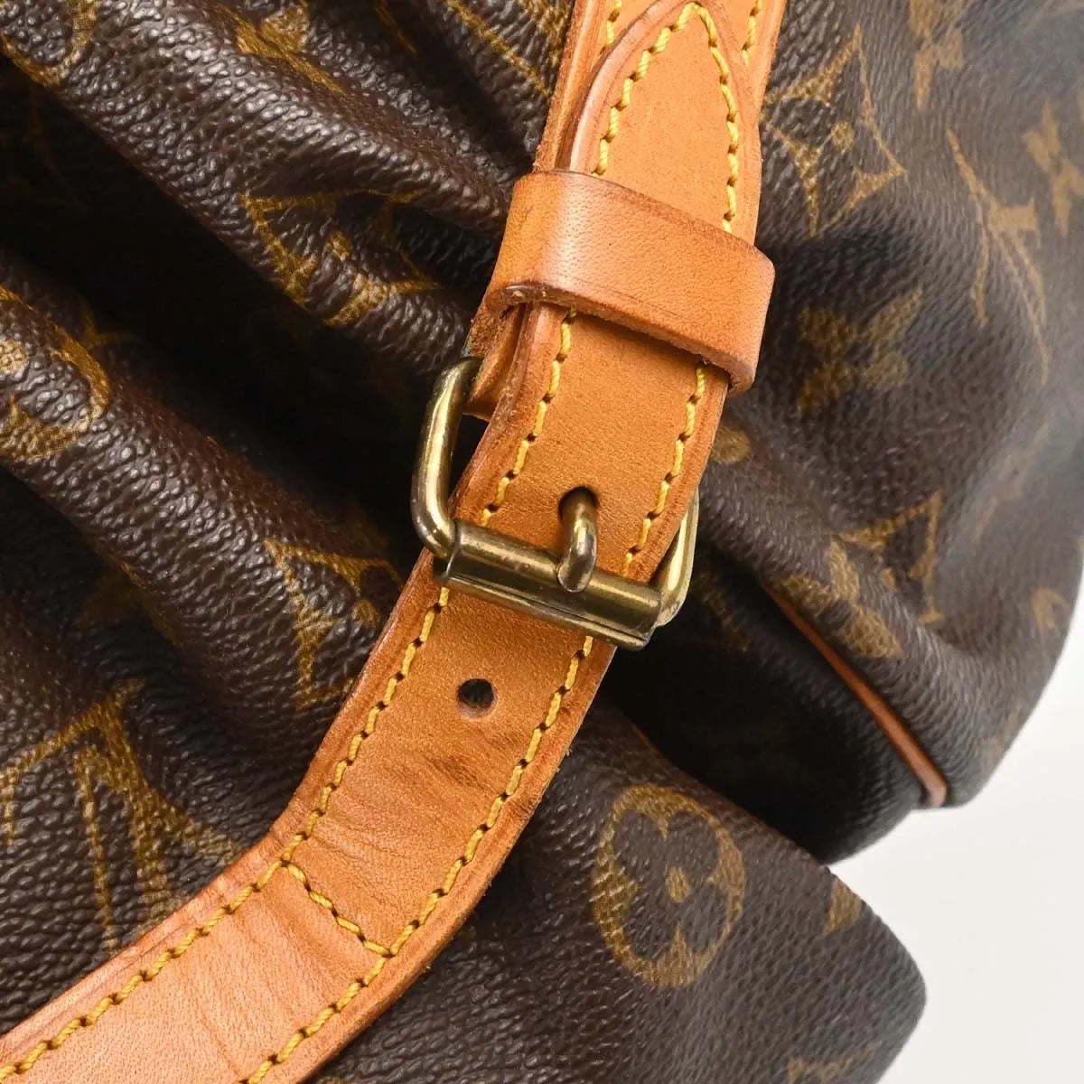 Louis Vuitton Saumur Monogram Canvas Brown Canvas Shoulder Bag Bag (Pre-Owned)