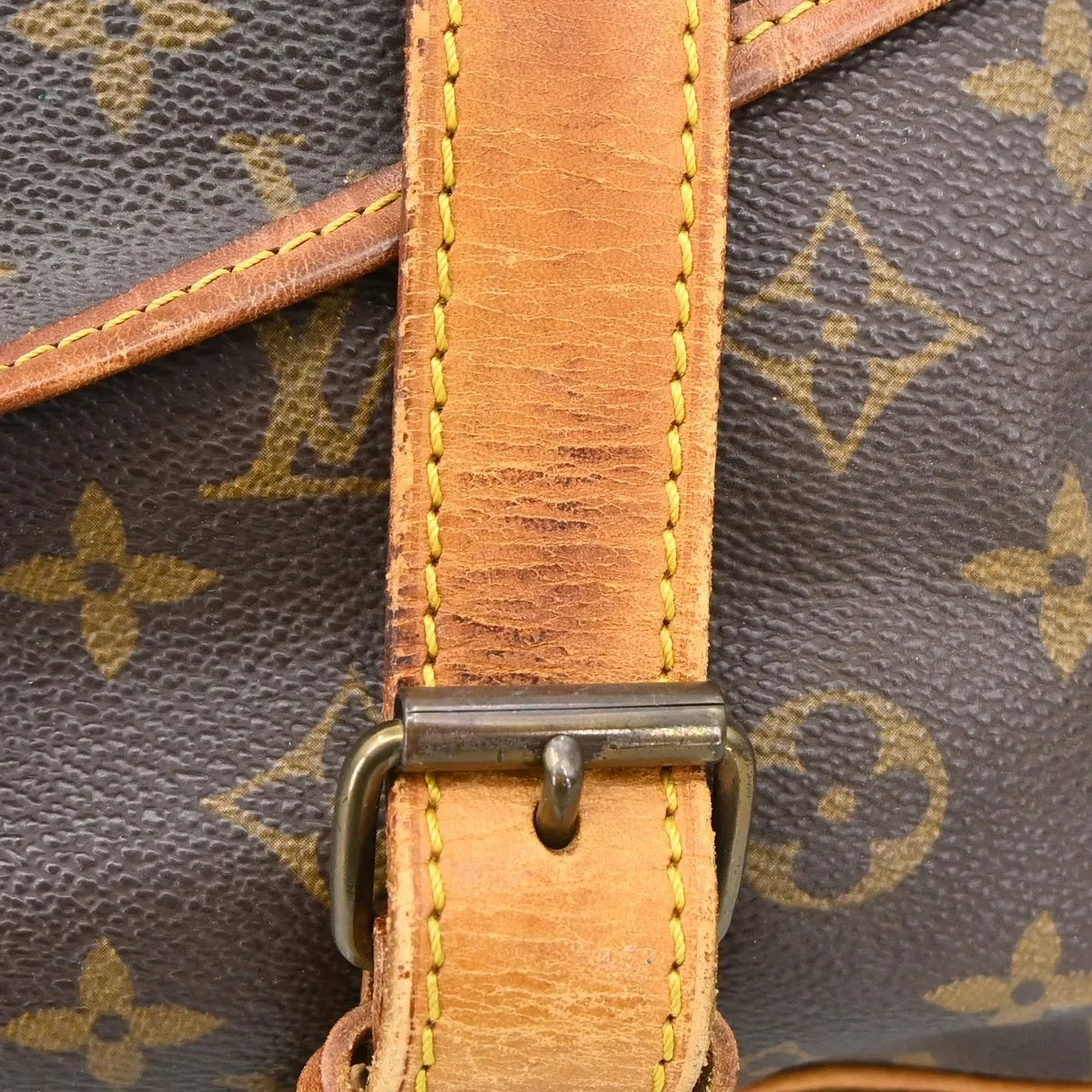 Louis Vuitton Saumur Monogram Canvas Brown Canvas Shoulder Bag Bag (Pre-Owned)