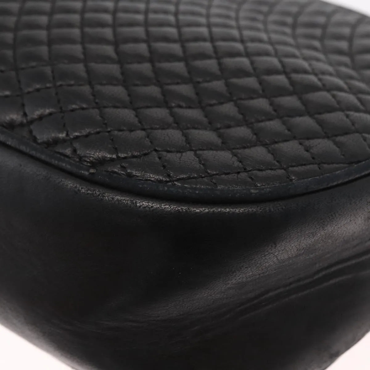 Bally Vintage Leather Black Leather Shoulder Bag Bag (Pre-Owned)