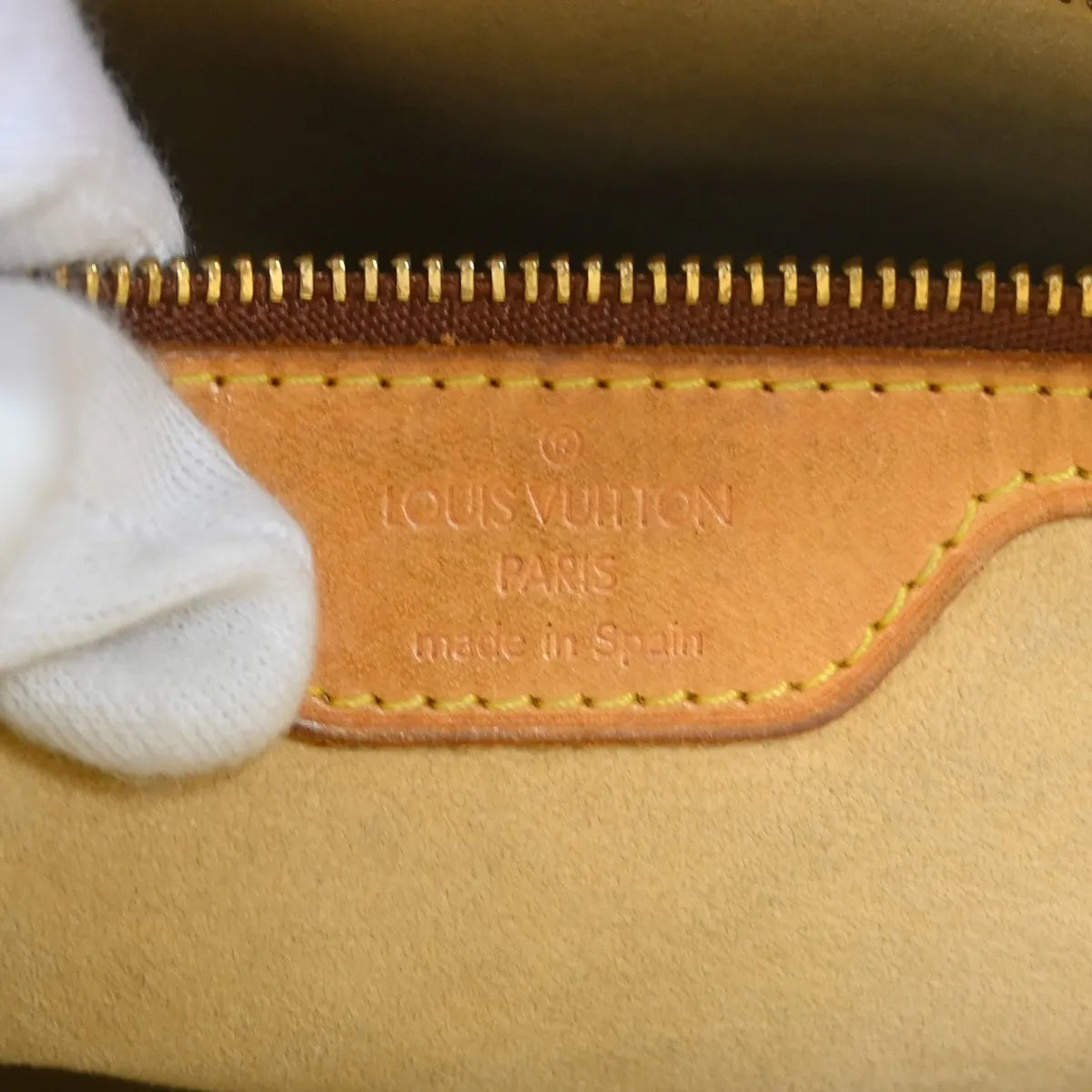 Louis Vuitton Monogram Looping Handbag Monogram Canvas Brown Canvas Shoulder Bag Bag (Pre-Owned)