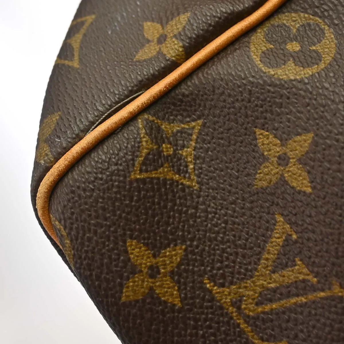 Louis Vuitton Keepall Monogram Canvas Brown Canvas Travel Bag Bag (Pre-Owned)