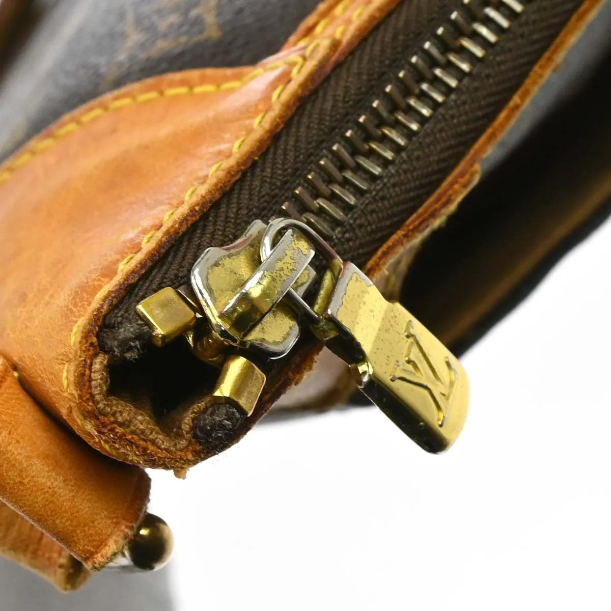 Louis Vuitton Odeon Monogram Canvas Brown Canvas Shoulder Bag Bag (Pre-Owned)