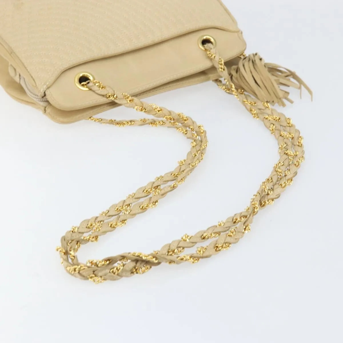 Bally Vintage Chain Quilted Leather Beige Leather Shoulder Bag Bag (Pre-Owned)