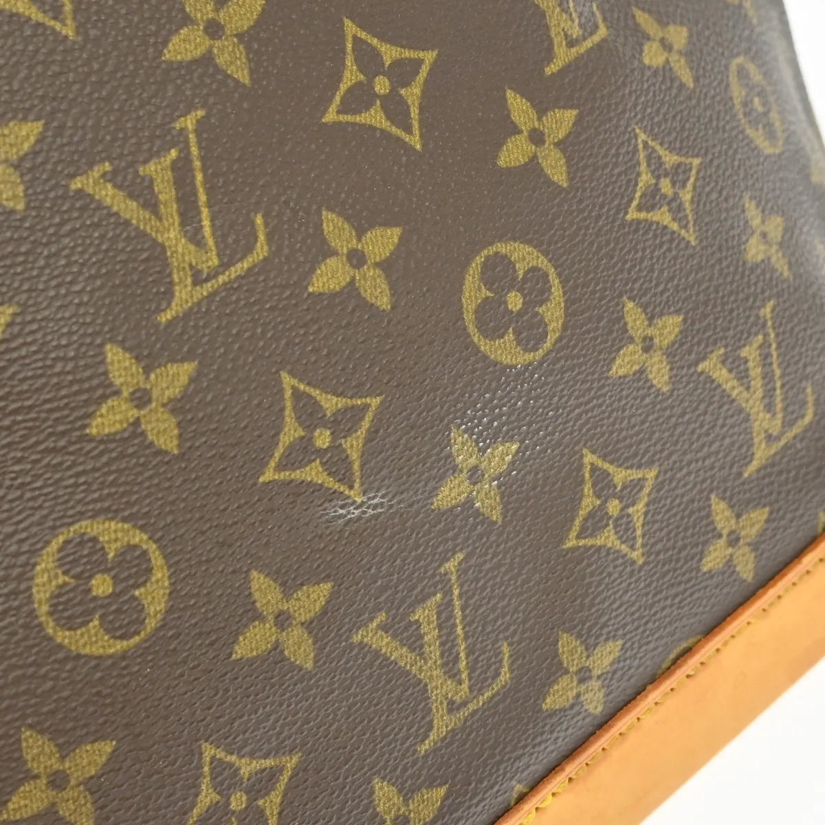 Louis Vuitton Alma Handbag Monogram Canvas Brown Canvas Handbag (Pre-Owned)