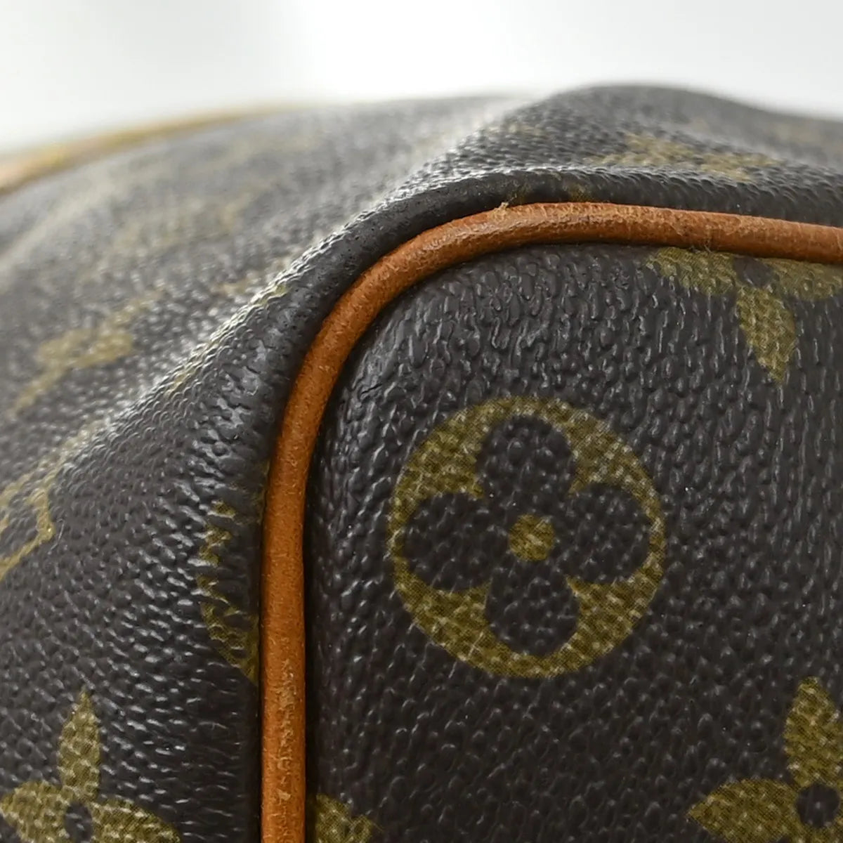 Louis Vuitton Keepall Monogram Canvas Brown Canvas Travel Bag Bag (Pre-Owned)