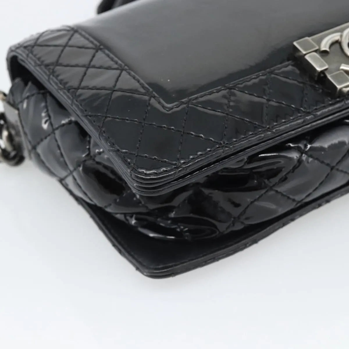 Chanel Boy Flap Patent Leather Black Patent_Leather Shoulder Bag Bag (Pre-Owned)