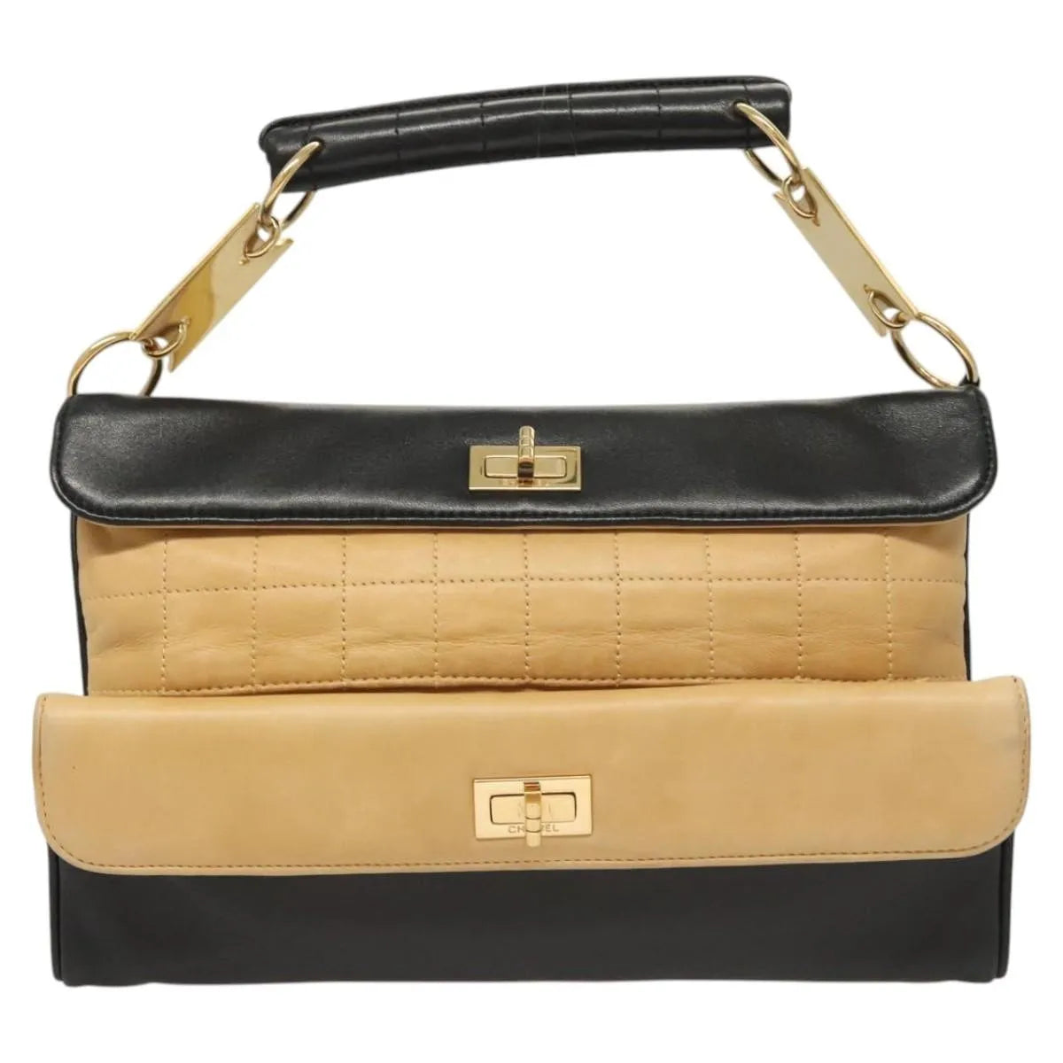 Chanel Chocolate Bar Handbag Lambskin Beige Leather Handbag (Pre-Owned)