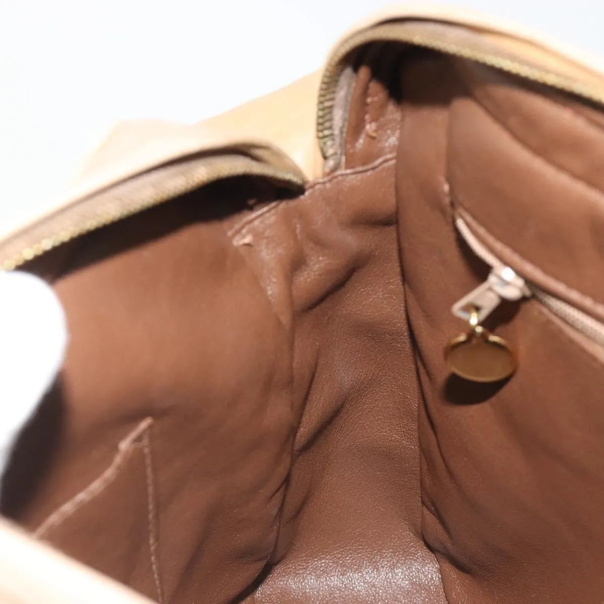 Chanel Vintage Diamond Cc Flap Pocket Quilted Lambskin Beige Leather Shoulder Bag Bag (Pre-Owned)