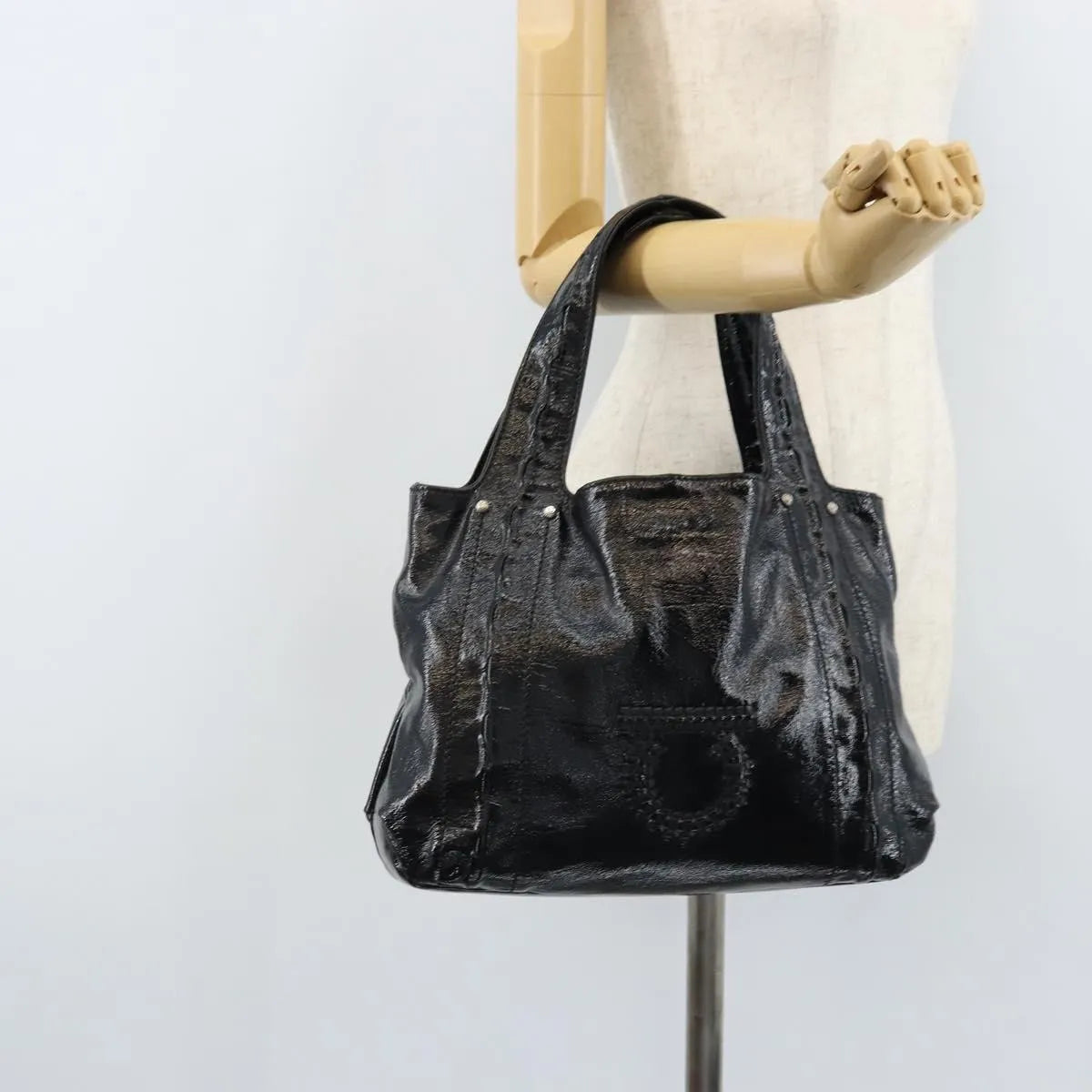 Salvatore Ferragamo Gancini Handle Tote Leather Black Leather Handbag (Pre-Owned)