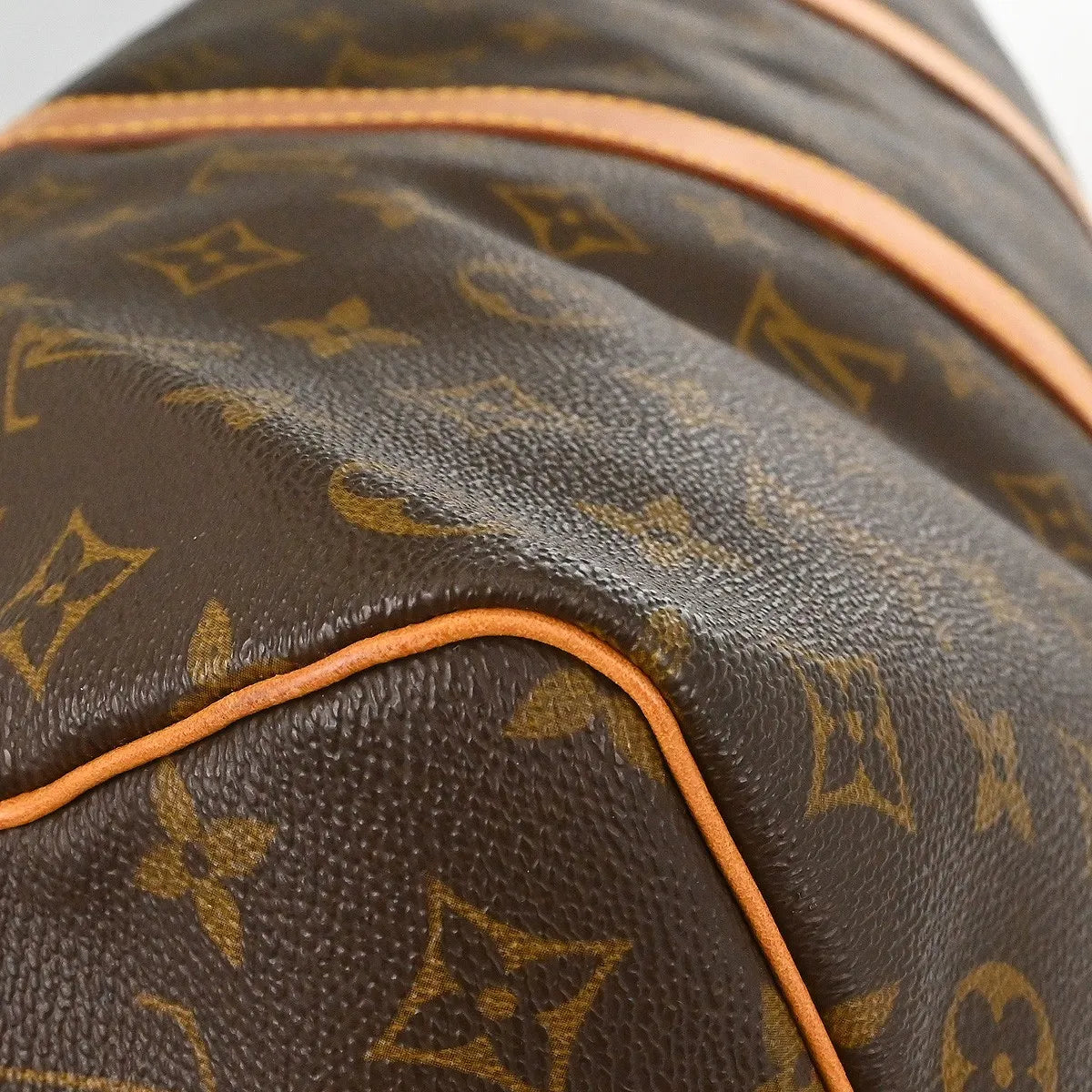 Louis Vuitton Keepall Bag Monogram Canvas Brown Canvas Travel Bag Bag (Pre-Owned)