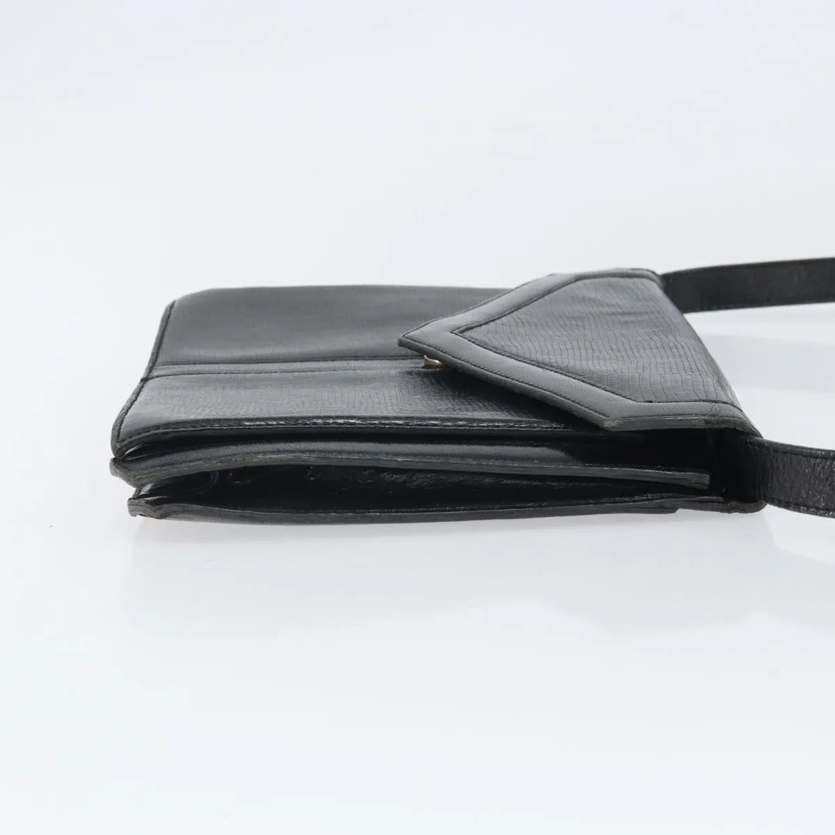 Saint Laurent Vintage Shoulder Bag Leather Black Leather Shoulder Bag Bag (Pre-Owned)