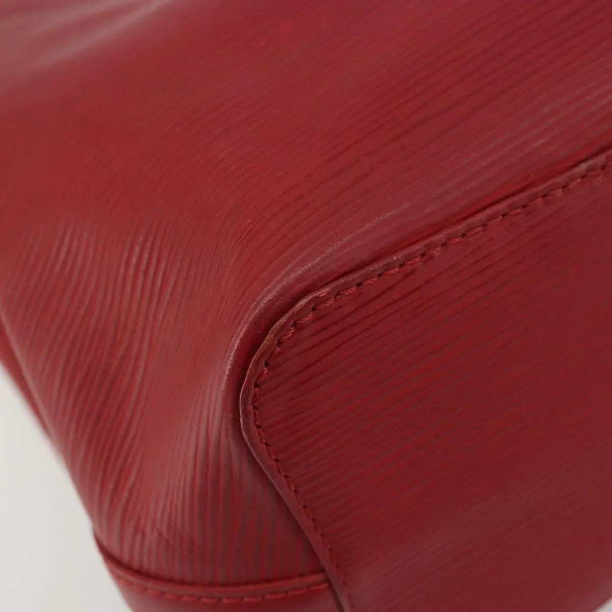 Louis Vuitton Mandara Epi Leather Red Leather Shoulder Bag Bag (Pre-Owned)