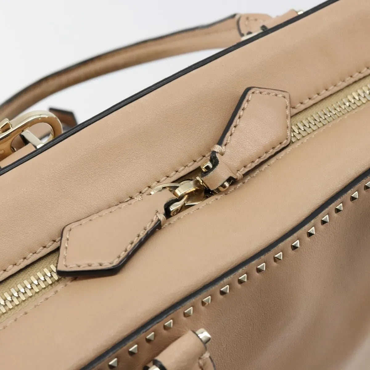 Valentino Garavani Convertible Zip Satchel Leather With Micro Rockstuds Beige Leather Handbag (Pre-Owned)