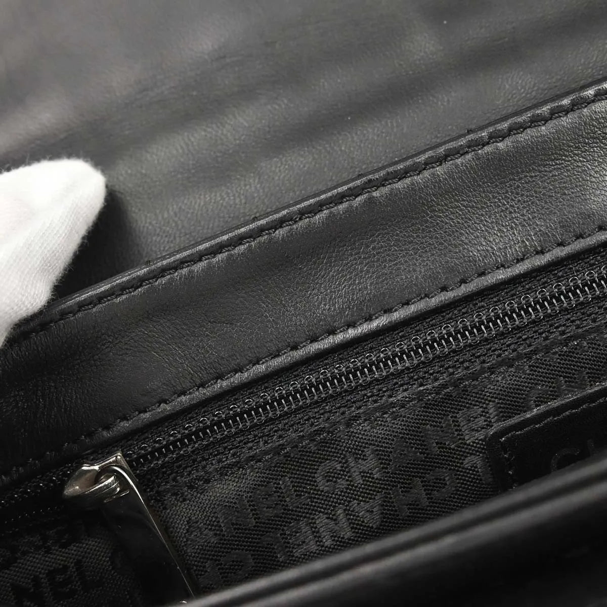 Chanel Camellia No.5 Chain Flap Quilted Lambskin Black Leather Shoulder Bag Bag (Pre-Owned)