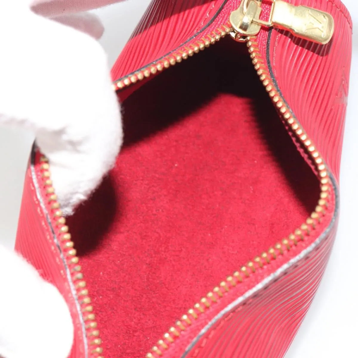 Louis Vuitton Soufflot Pochette Epi Leather Red Leather Clutche & Pouche Bag (Pre-Owned)