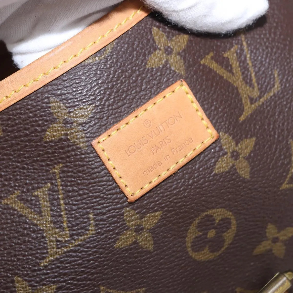 Louis Vuitton Saumur Monogram Brown Canvas Shoulder Bag Bag (Pre-Owned)
