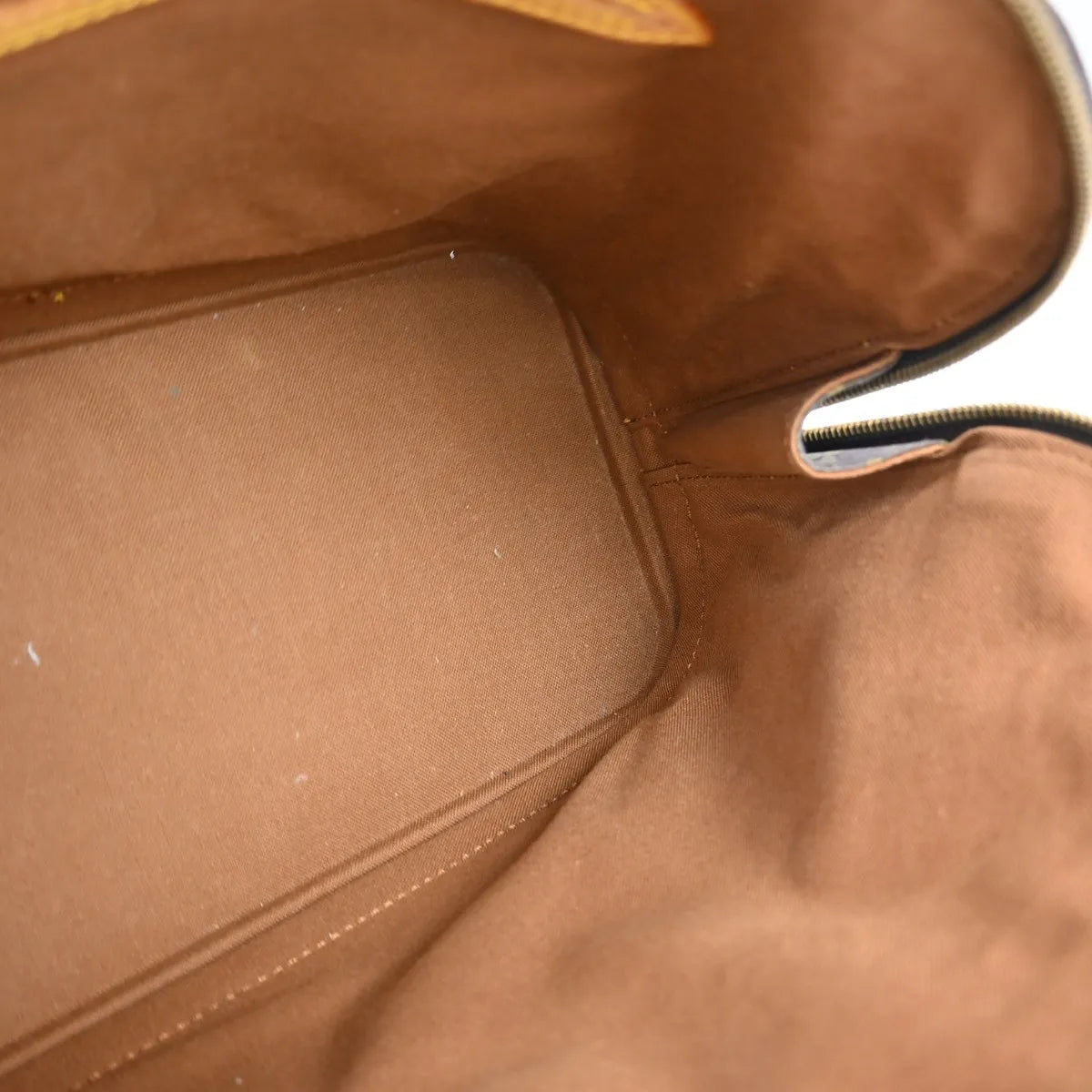 Louis Vuitton Alma Monogram Brown Canvas Handbag (Pre-Owned)