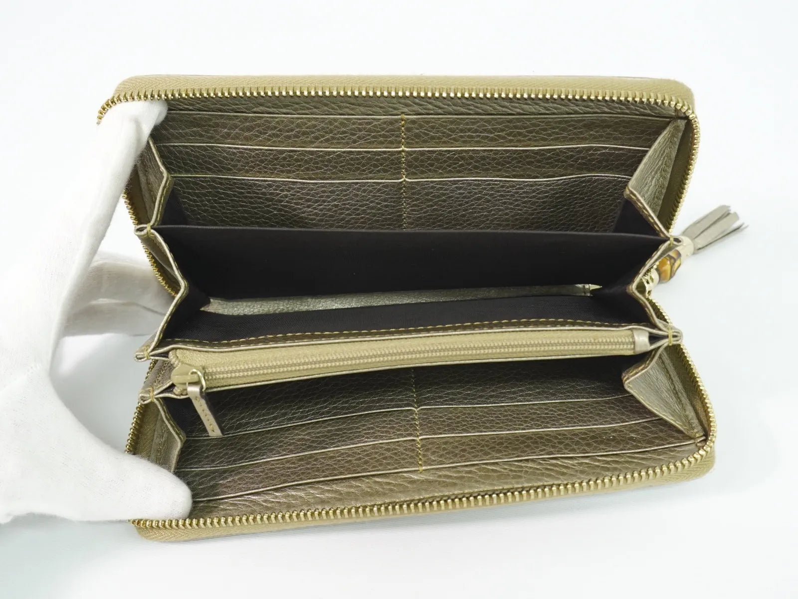 Gucci Bamboo Tassel Zip Leather Gold Leather Wallets Accessory (Pre-Owned)