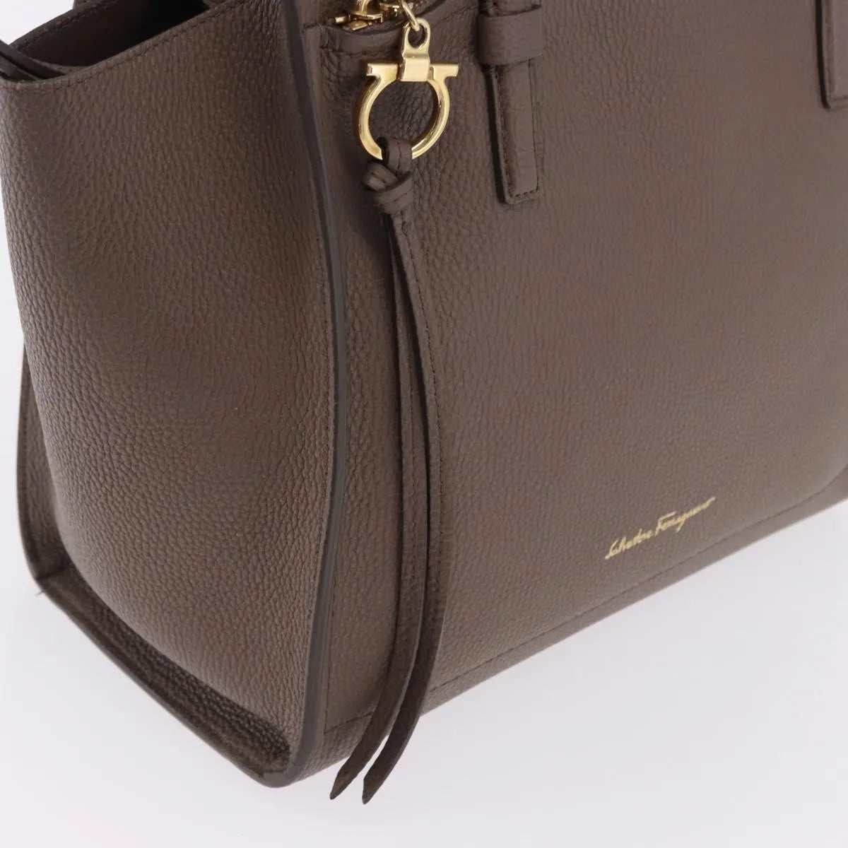 Salvatore Ferragamo Amy Tote Pebbled Leather Beige Leather Tote Bag Bag (Pre-Owned)