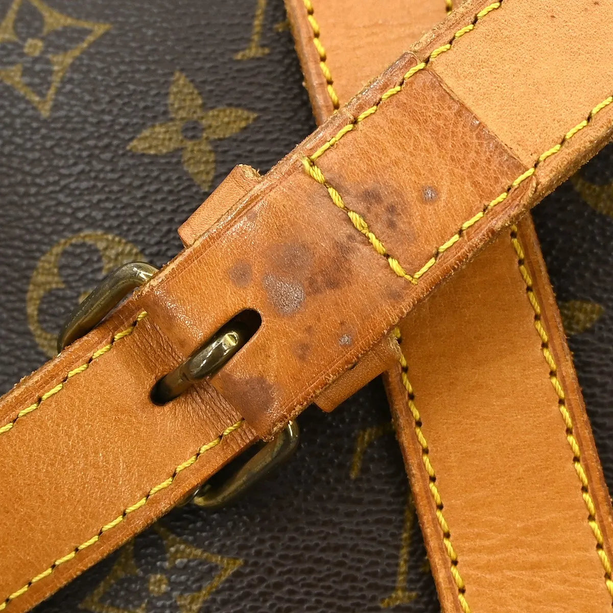 Louis Vuitton Saumur Monogram Brown Canvas Shoulder Bag Bag (Pre-Owned)