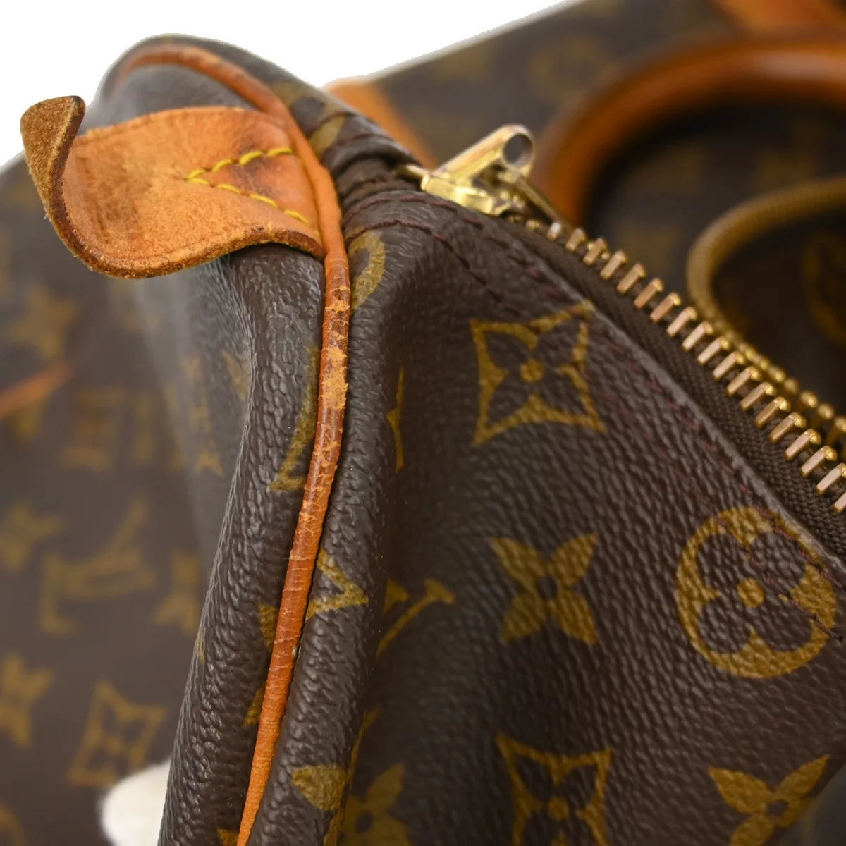 Louis Vuitton Keepall Monogram Canvas Brown Canvas Travel Bag Bag (Pre-Owned)