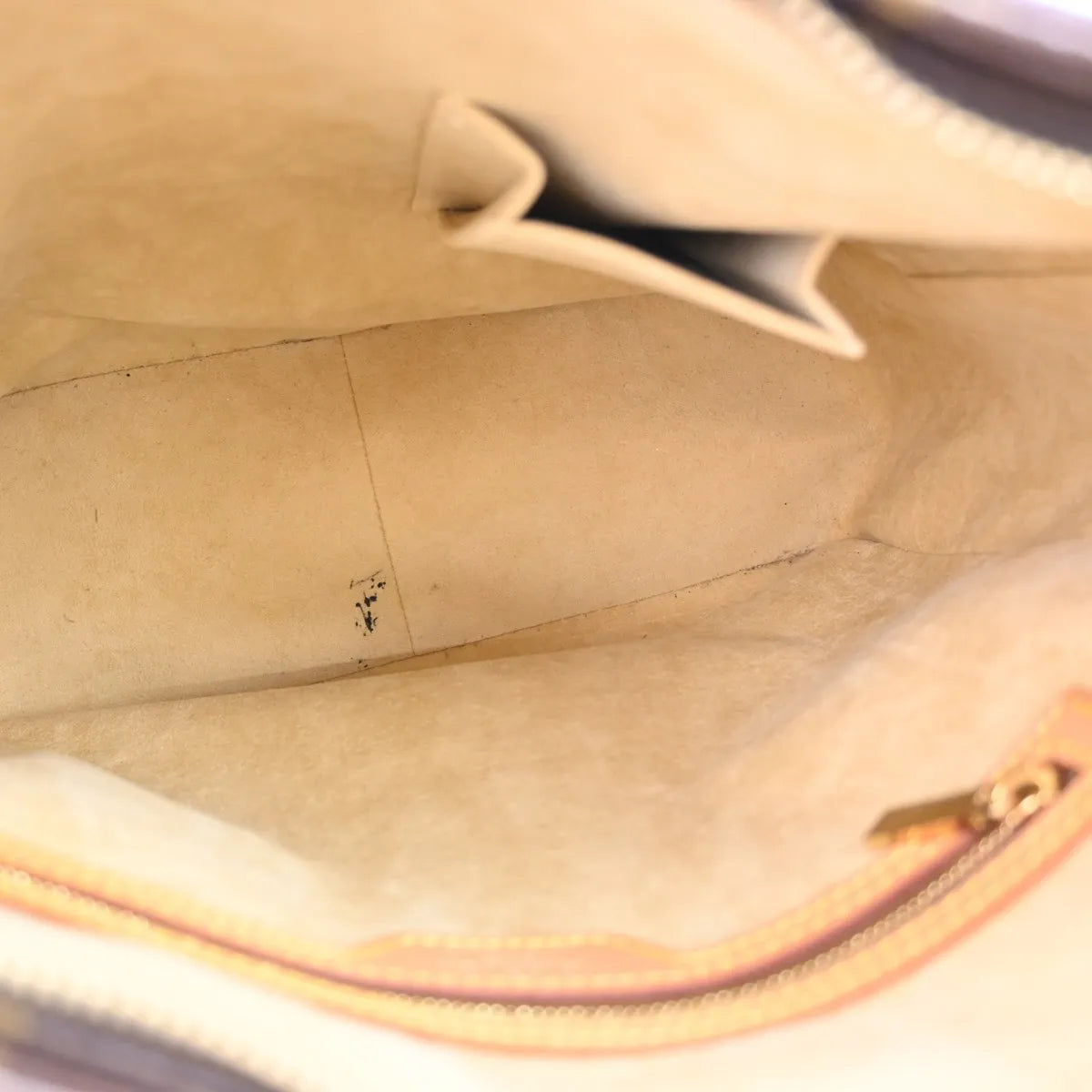 Louis Vuitton Monogram Looping Monogram Canvas Brown Canvas Shoulder Bag Bag (Pre-Owned)