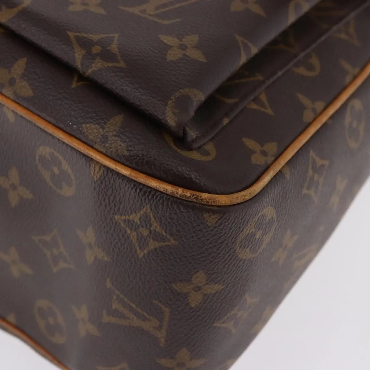 Louis Vuitton Multipli Cite Monogram Canvas Brown Canvas Shoulder Bag Bag (Pre-Owned)