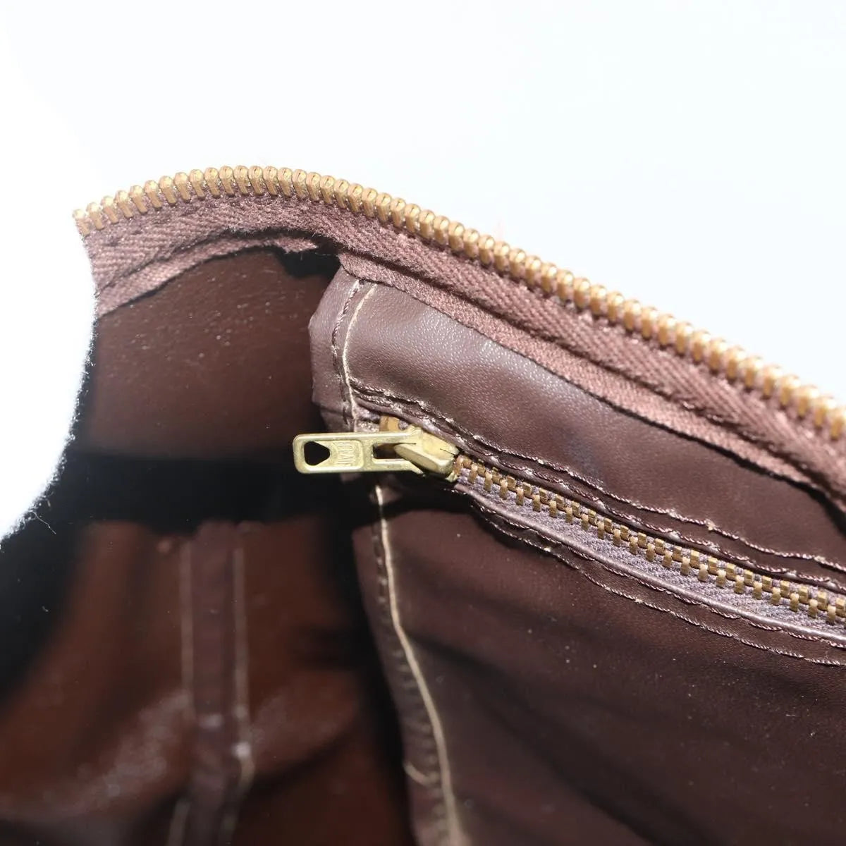 Christian Dior Vintage Trotter Boston Diorissimo Canvas Beige Canvas Handbag (Pre-Owned)