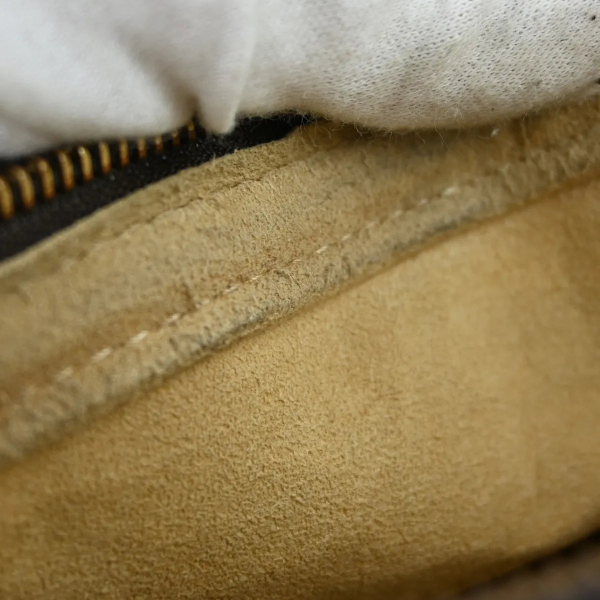 Louis Vuitton Monogram Looping Monogram Canvas Brown Canvas Shoulder Bag Bag (Pre-Owned)