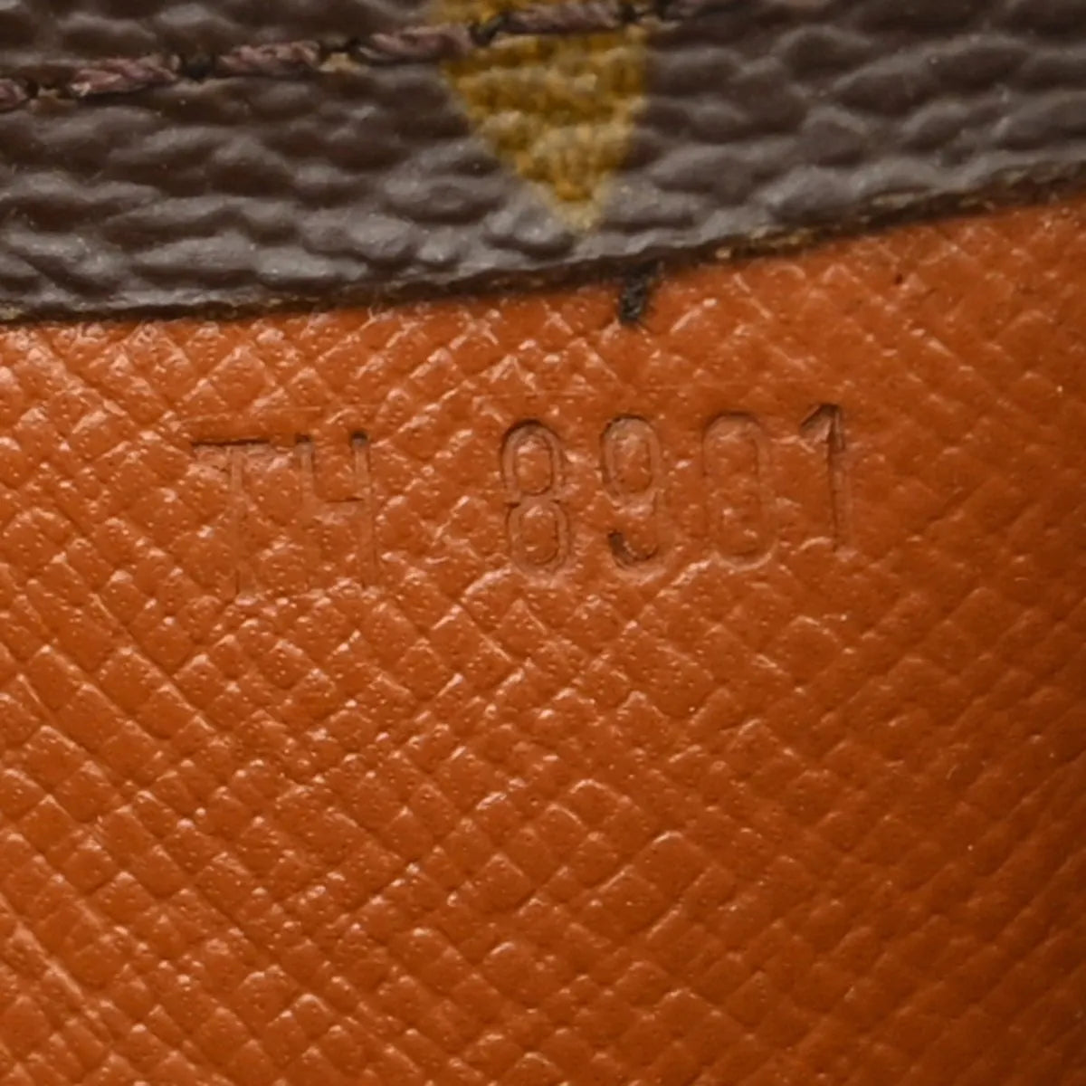 Louis Vuitton Poche Documents Monogram Canvas Brown Canvas Clutche & Pouche Bag (Pre-Owned)